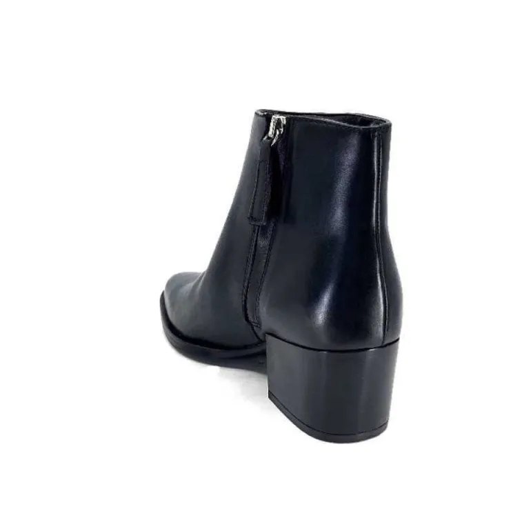Ivoire 46105 Cuir Noir