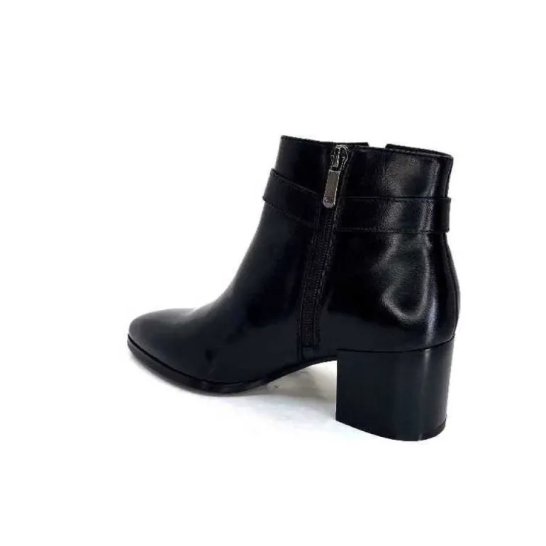 Regarde Le Ciel Taylor 35 Cuir Noir